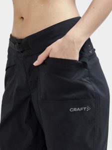 1910585-999000_Core20Offroad20XT20Shorts20W_Closeup6