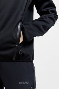 1910993-999000_ADV20Explore20Soft20Shell20Jacket20W_Closeup4
