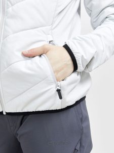 1911001-914000_ADV20Explore20Hybrid20Jacket20W_Closeup4