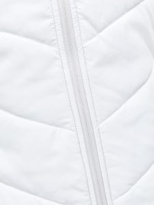 1911001-914000_ADV20Explore20Hybrid20Jacket20W_Closeup6