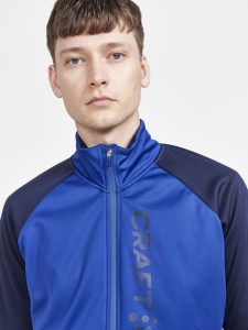 1911169-301396_Core20Bike20SubZ20Jacket20M_Closeup3