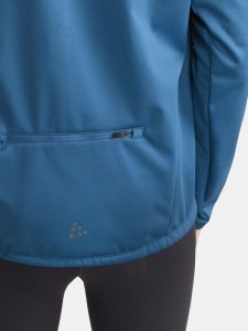 1911169-337000_Core20Bike20SubZ20Jacket20M_Closeup3