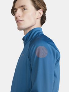 1911169-337000_Core20Bike20SubZ20Jacket20M_Closeup4