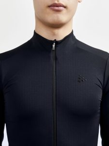 1911179-999000_ADV20Bike20Essence20LS20Jersey20M_Closeup4