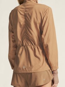 1911241-246000_ADV20Essence20Wind20Jacket20W_closeup8