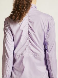 1911241-746000_ADV20Essence20Wind20Jacket20W_closeup6