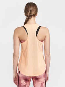 1911243-840000_Core20Essence20Singlet20W_Closeup2