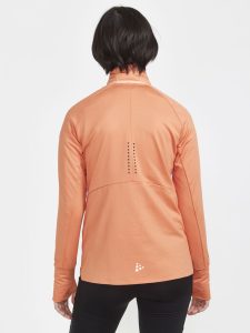 1911311-732000_ADV20SubZ20Jacket20220W_Closeup2