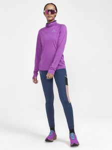 1911314-781000_ADV20SubZ20Wool20LS20Tee20220W_Closeup5