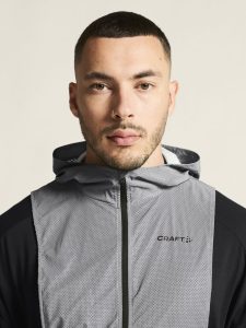 1911324-926000_ADV20Lumen20Short20Vest_closeup6