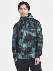 1911326-678007_PRO20Hydro20Jacket20220M_Closeup1