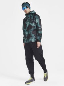 1911326-678007_PRO20Hydro20Jacket20220M_Closeup5