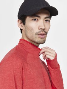 1911332-453000_ADV20SubZ20Wool20LS20Tee20220M_Closeup4