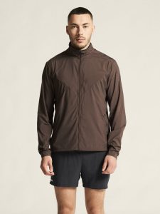1911443-286000_ADV20Essence20Wind20Jacket20M_closeup4