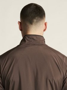 1911443-286000_ADV20Essence20Wind20Jacket20M_closeup7