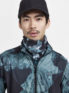 1911443-678007_ADV20Essence20Wind20Jacket20M_Closeup2
