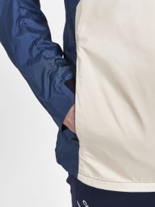 1911443-698671_ADV20Essence20Wind20Jacket20M_Closeup4