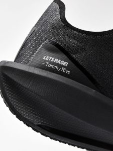 1911537-999999_CTM20Ultra20Carbon20Race20Rebel20W_Closeup5