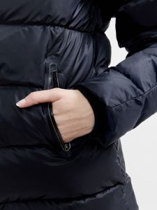 1911633-999000_ADV20Explore20Down20jacket20W_Closeup4