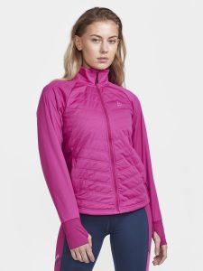 1911670-486000_ADV20Essence20Warm20Jacket20W_Closeup1