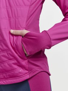 1911670-486000_ADV20Essence20Warm20Jacket20W_Closeup3