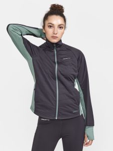 1911670-626992_ADV20Essence20Warm20Jacket20W_Closeup1