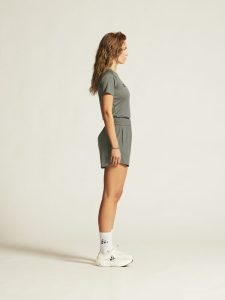 1911785-647000_Core20Essence20Logo20Tee20W_closeup2