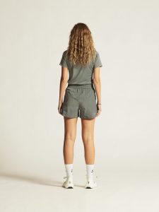1911785-647000_Core20Essence20Logo20Tee20W_closeup3