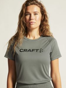 1911785-647000_Core20Essence20Logo20Tee20W_closeup5