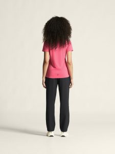 1911785-745000_Core20Essence20Logo20Tee20W_closeup3