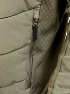 1911890-664000_ADV2020Explore20Hybrid20Jacket20M_Closeup5
