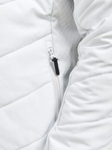 1911890-914000_ADV2020Explore20Hybrid20Jacket20M_Closeup4