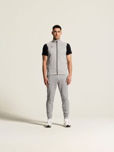 1912161-950000_ADV20Unify20Vest20M_closeup1