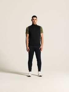 1912161-999000_ADV20Unify20Vest20M_closeup1