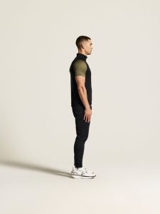 1912161-999000_ADV20Unify20Vest20M_closeup2
