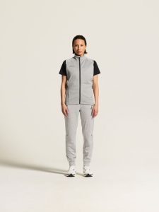 1912162-950000_ADV20Unify20Vest20W_closeup1