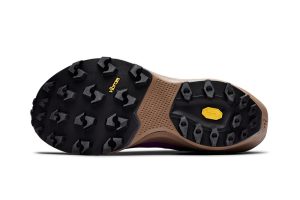 1912172-781698_CTM20Ultra20Carbon20Trail20W_Closeup4