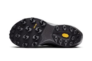 1912172-999935_CTM20Ultra20Carbon20Trail20W_Closeup4
