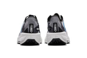 1912179-013999_CTM20Ultra20Carbon20220M_Closeup2