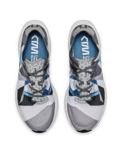 1912179-013999_CTM20Ultra20Carbon20220M_Closeup3