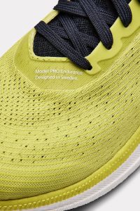 1912183-503396_PRO20Endur20Distance20M_Closeup6