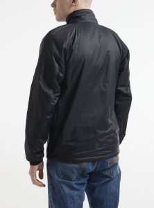 1912215-999000_CORE20Light20Padded20Jacket20M_Closeup2