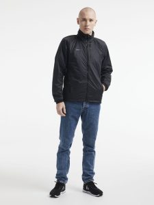 1912215-999000_CORE20Light20Padded20Jacket20M_Closeup6