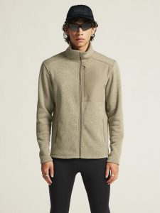 1912218-237200_ADV20Explore20Heavy20Fleece20Jacket20M_closeup4