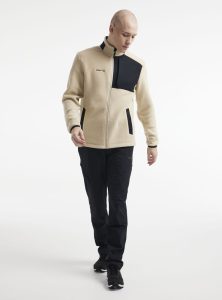 1912220-211999_ADV20Explore20Pile20Fleece20jacket20M_Closeup6