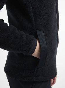 1912221-999000_ADV20Explore20Pile20Fleece20jacket20W_Closeup5