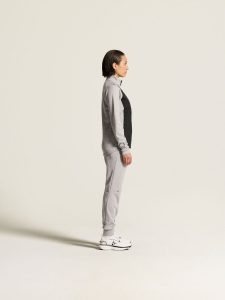 1912225-950999_ADV20Unify20Hybrid20Jacket20W_closeup2