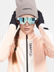 1912413-840905_PRO20Nordic20Race20Jacket20W_Closeup3