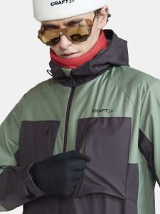 1912434-626992_ADV20Backcountry20Jacket20M_Closeup6