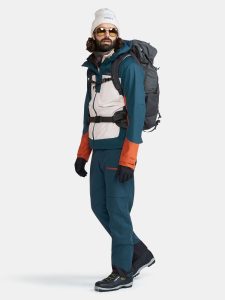 1912435-631000_ADV20Backcountry20Pants20M_Closeup7